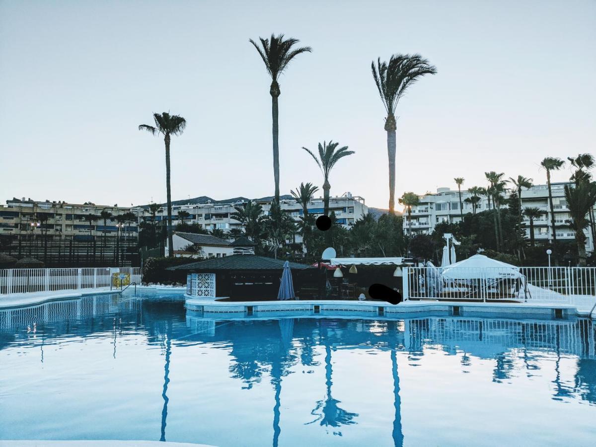 Golf Coast Los Alamos, Primera Linea De Playa Torremolinos Extérieur photo